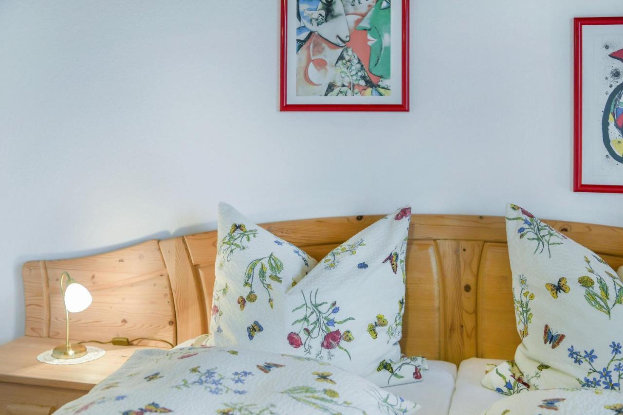 Ferienwohnung Wennesz 1 Chieming Buitenkant foto