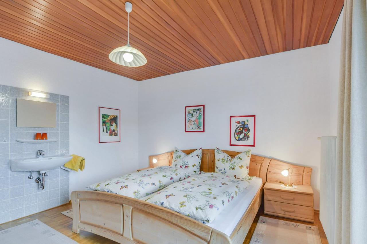 Ferienwohnung Wennesz 1 Chieming Buitenkant foto